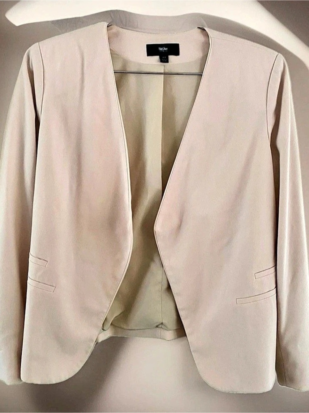 Mo & Co Open Front Blazer in Pink Size Medium Like New
